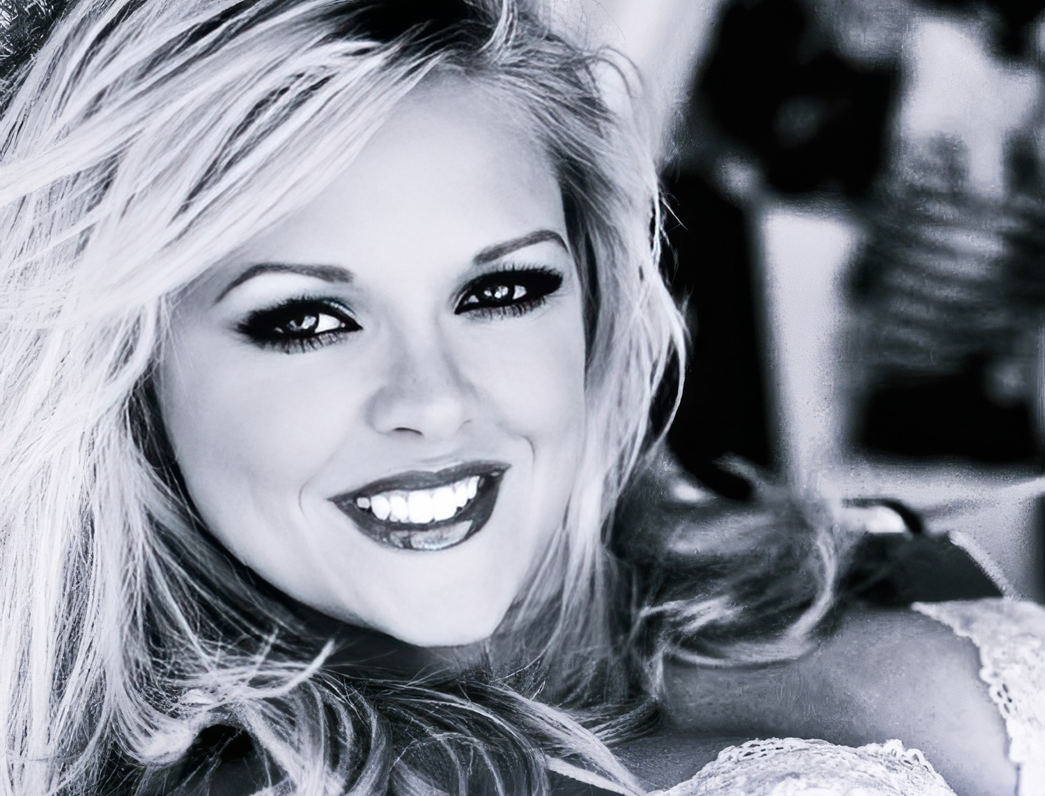 Sunrise Adams: How To Have A XXX Sex Life (Vivid, 2004)