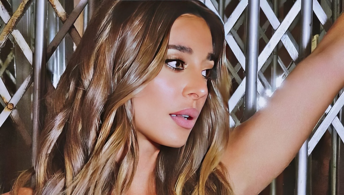 Sol Perez at 31 Years Old: Argentina Blonde Bombshell Busty Booty MILF Model (2025)