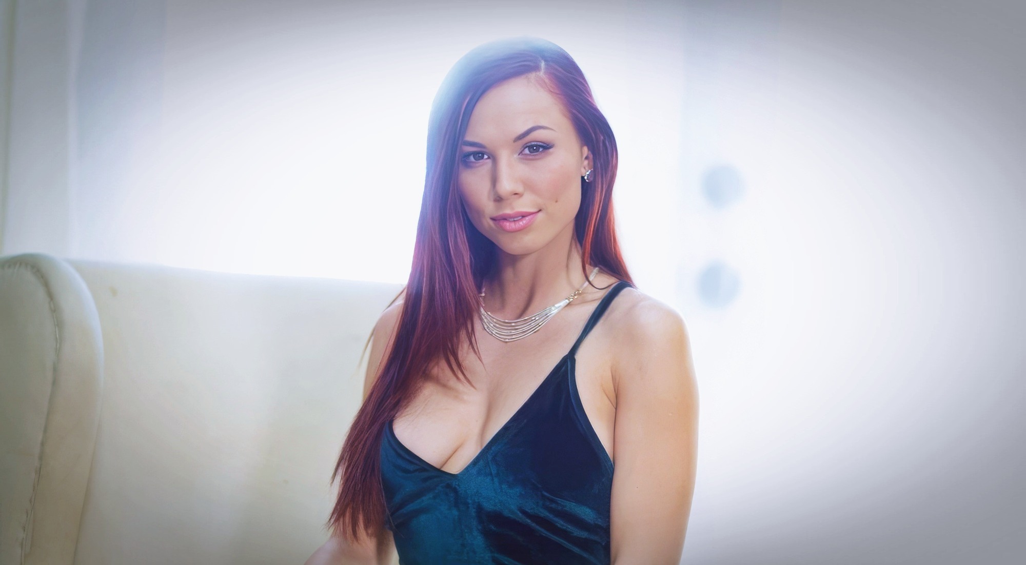 Aidra Fox at 22 Years Old, If I lived next door, would you find an excuse to visit: Good Morning Sex (EroticaX, 2018)