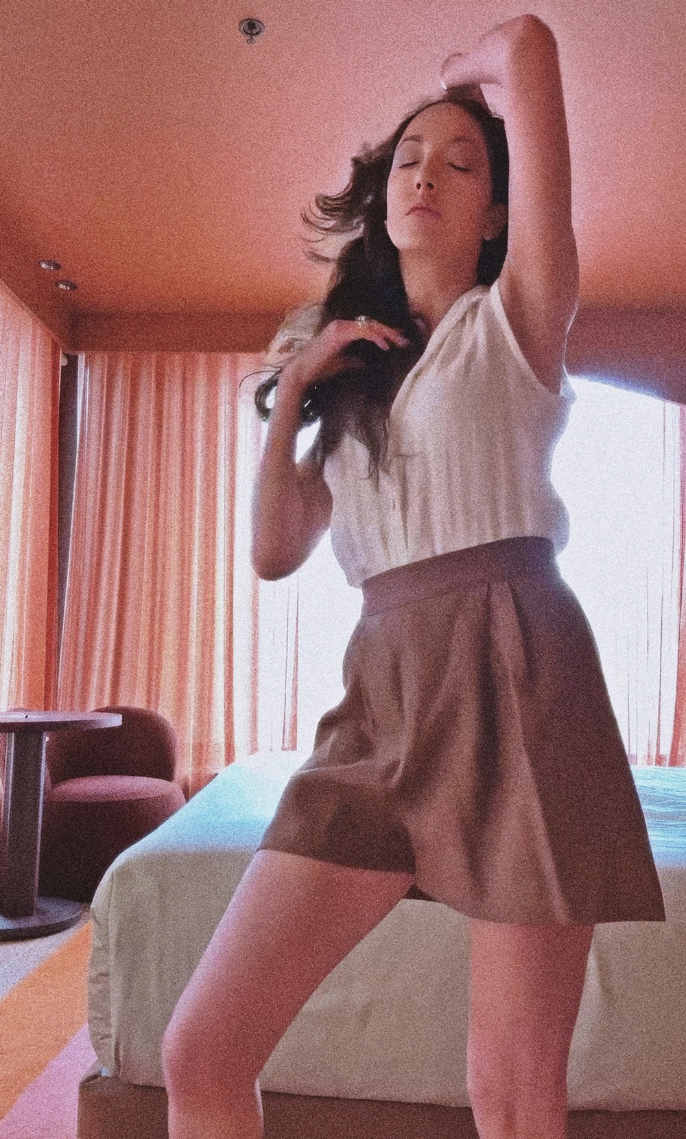 Jenna Haze at 42 Years Old: Fashionista Retired Crowned Pornstar (2025) MILF Next Door Casual Clothes Slender Legend