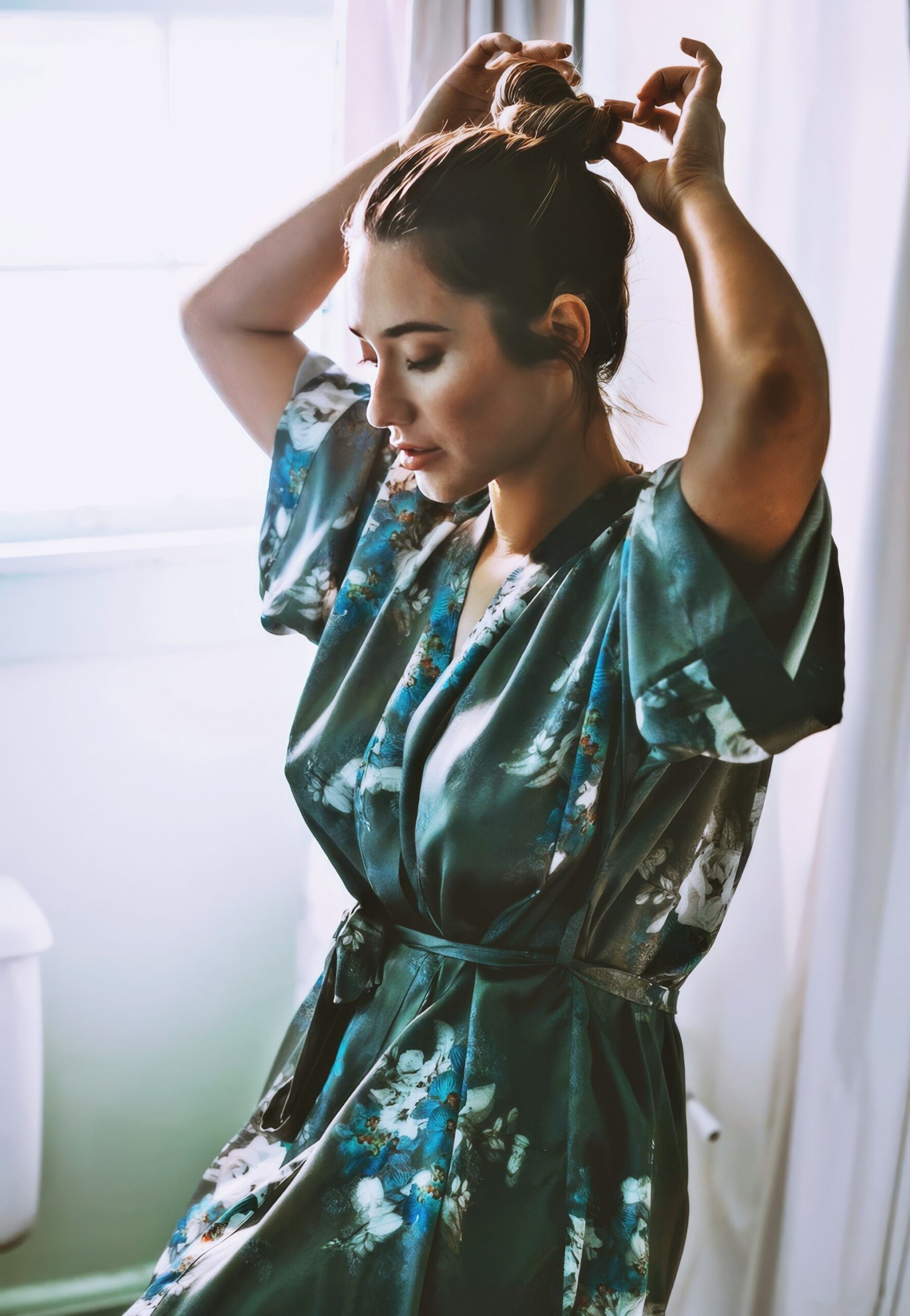Eva Lovia as Centerfold, Erotic Nude (FallinLovia, 2022) asian japan dress nightsuit busty milf fashion candice clark