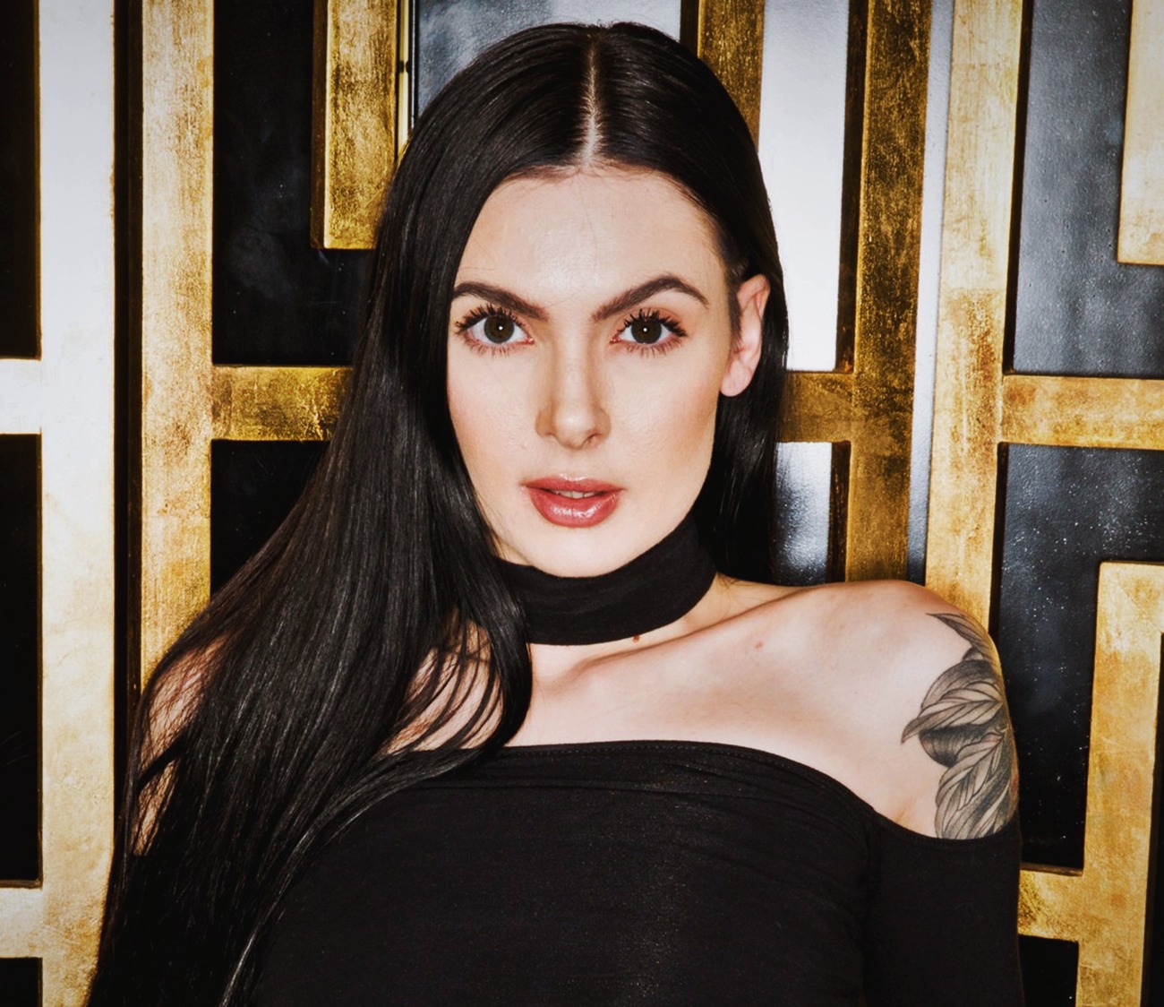 Marley Brinx at 21 Years Old: Best 'O' Face IAFD Spank Award 2016 Black Dress Prettiest Porn Girl